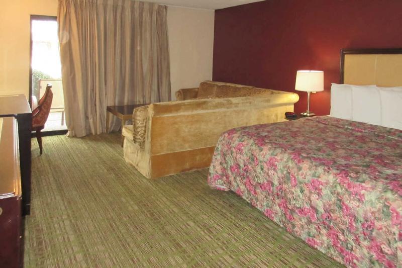 Hotel Fresno City Inn 2*